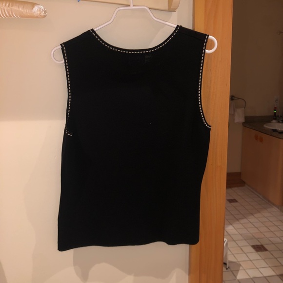 Black cleo sleeveless blouse - Picture 2 of 3